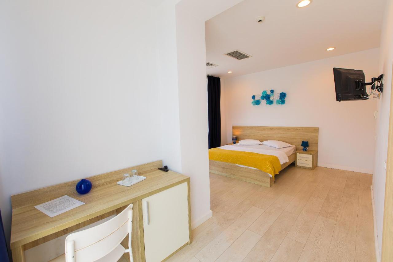 Hotel Blumarine Eforie Nord Esterno foto